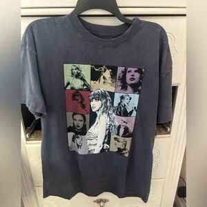 eras tour t shirt, size s